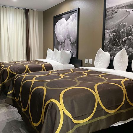 Отель Super 8 By Wyndham Houston Nw Beltway 8-West Rd Экстерьер фото