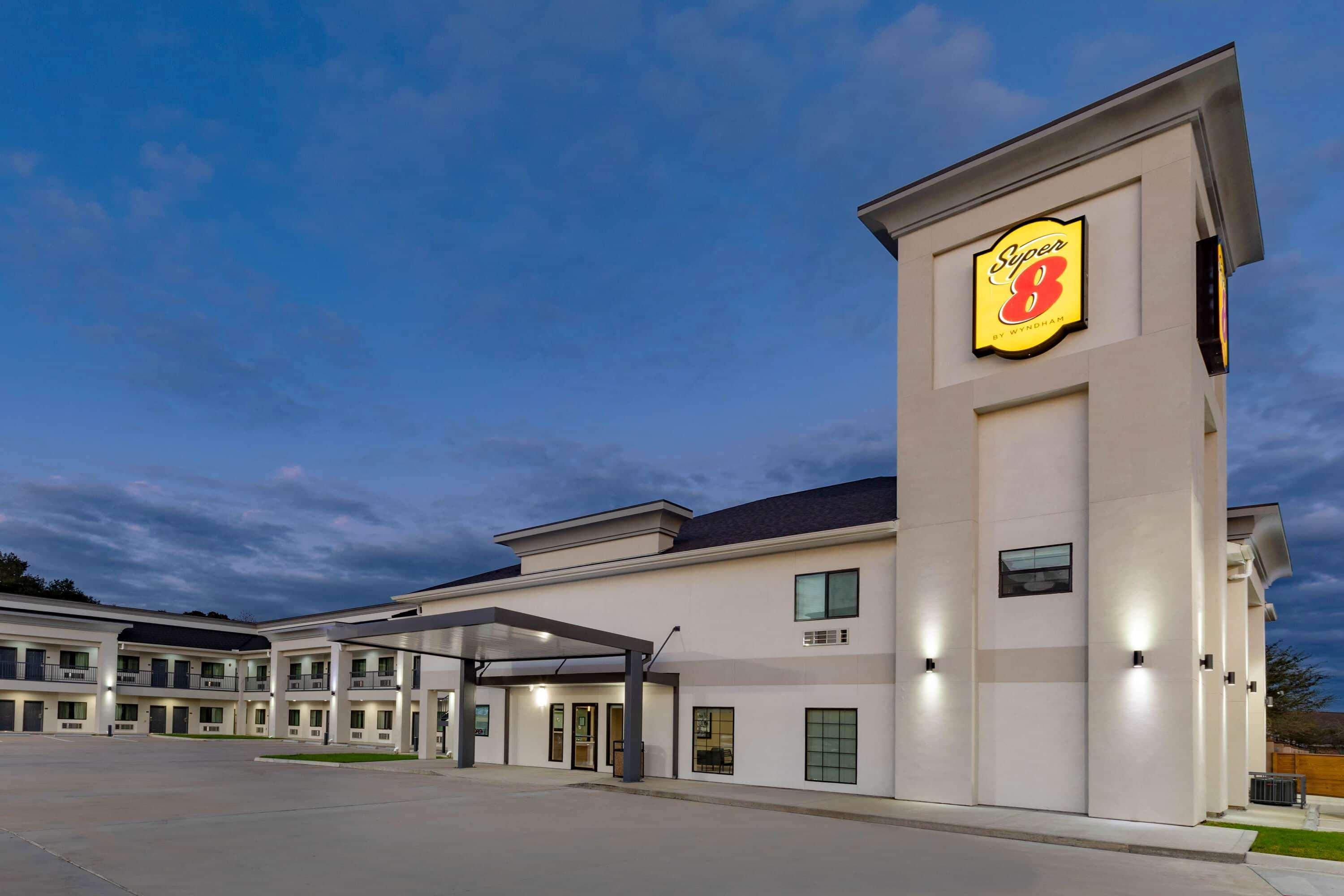 Отель Super 8 By Wyndham Houston Nw Beltway 8-West Rd Экстерьер фото